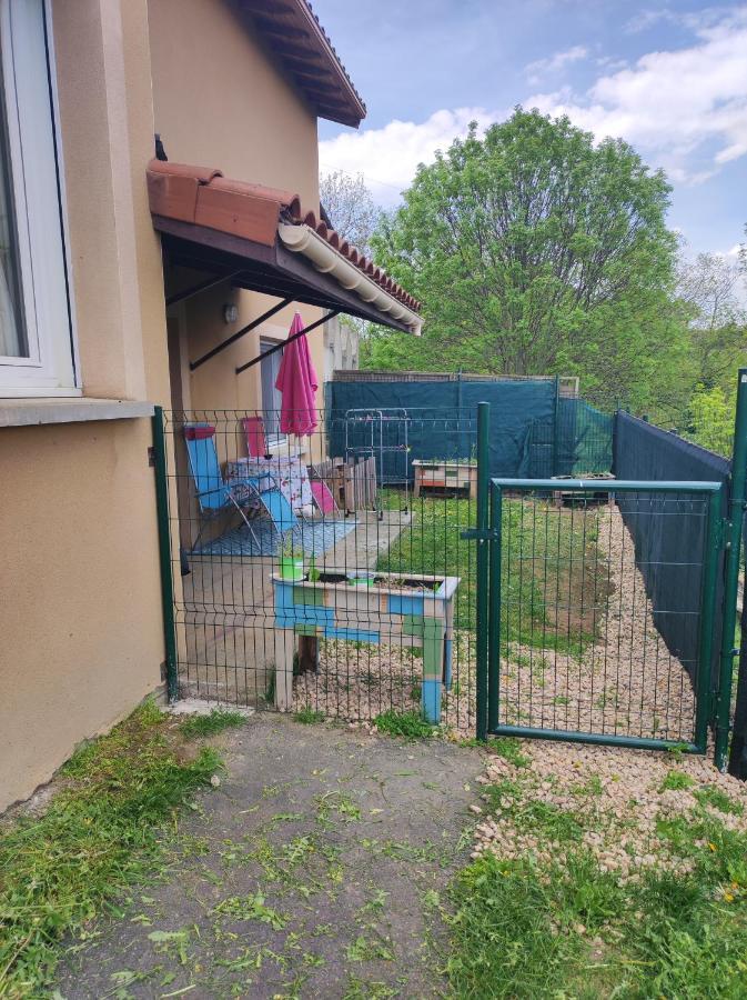 F2 Exterieur Lit King Size Apartment Brives-Charensac Bagian luar foto